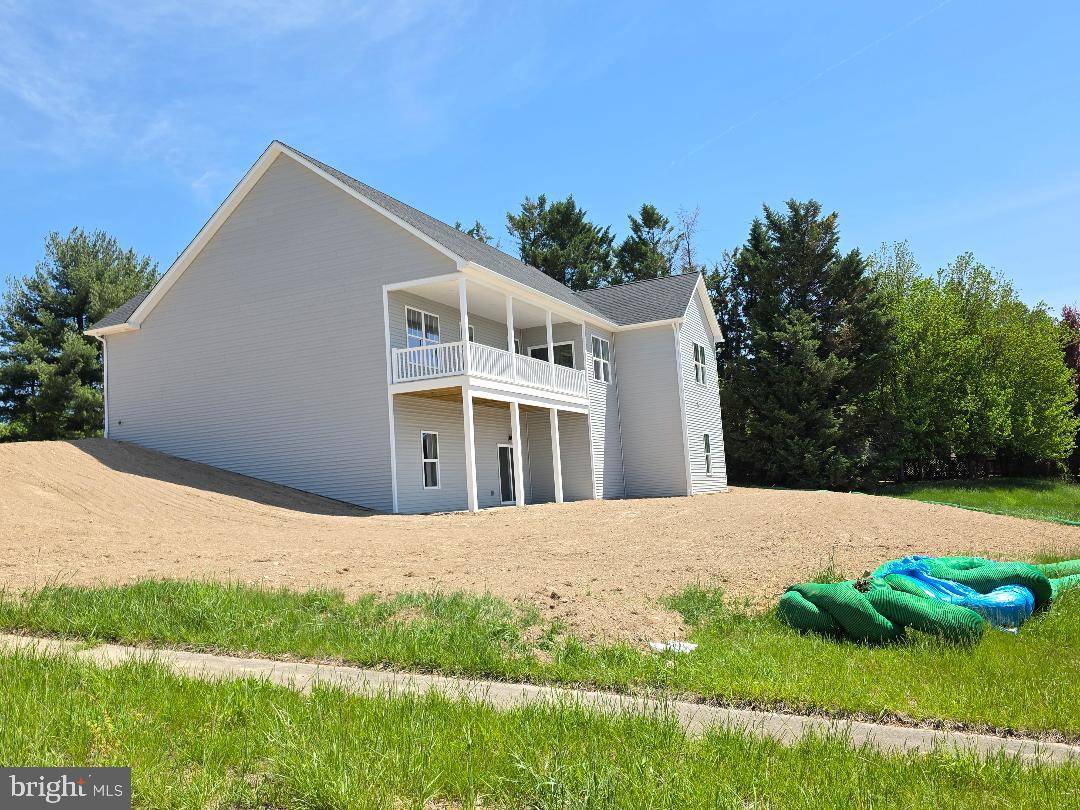 Waynesboro, PA 17268,606 VISTA CT