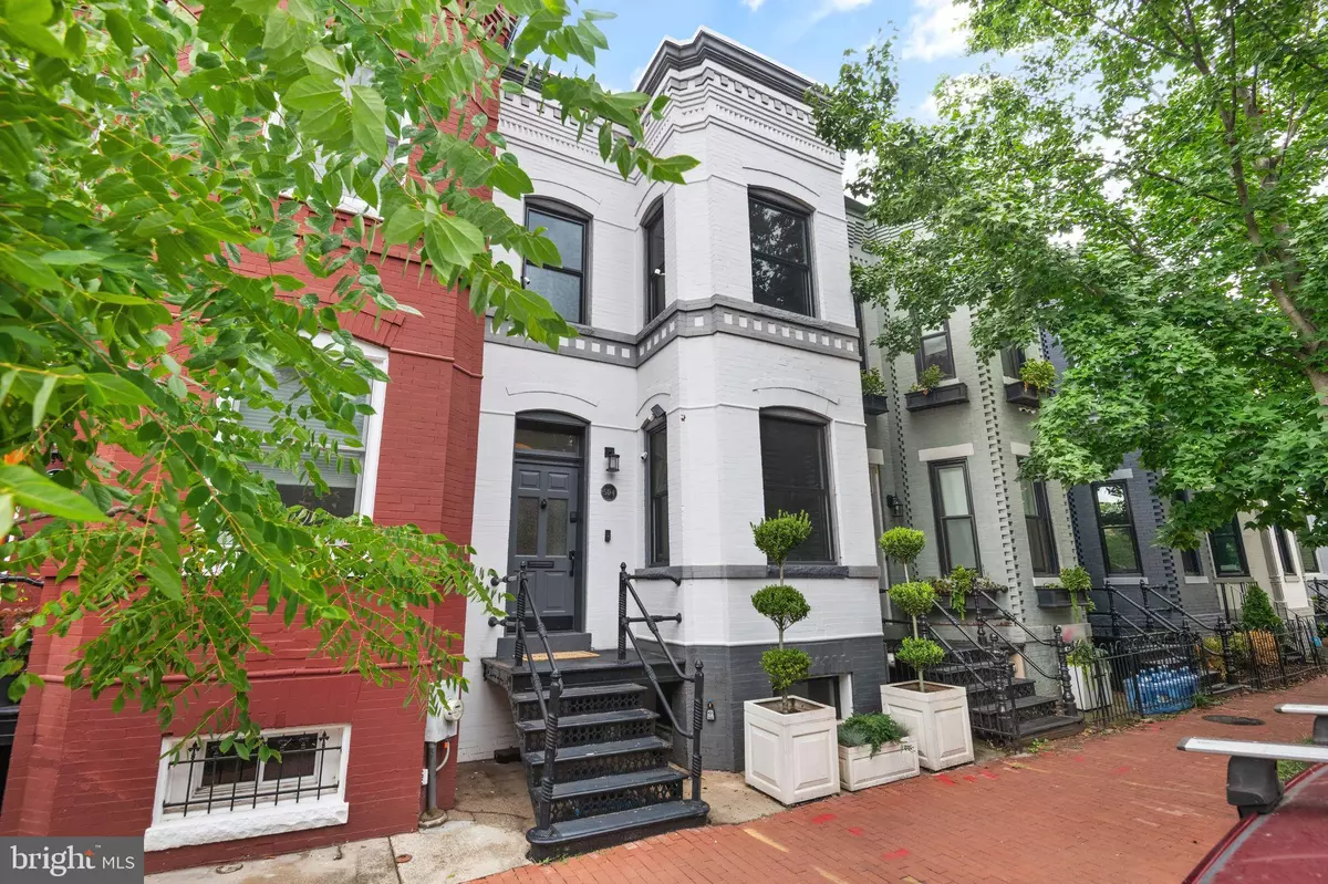Washington, DC 20002,504 D ST NE