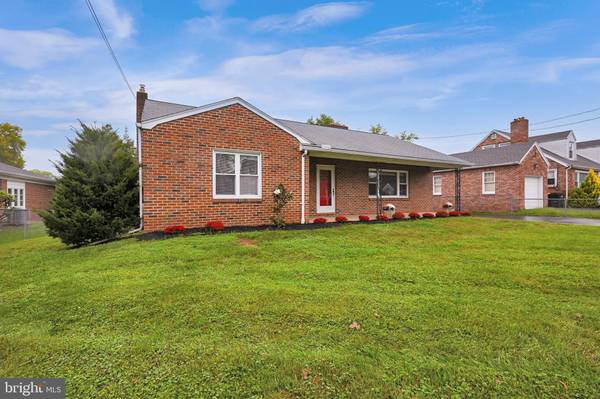 York, PA 17408,2285 SUNSET LN