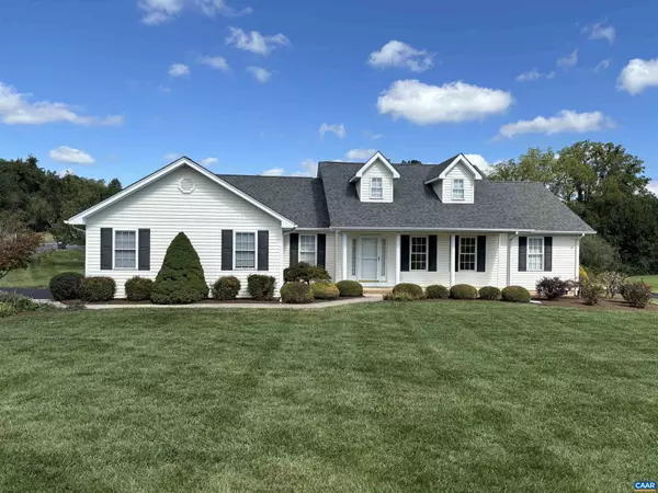 49 SUMMER RIDGE DR,  Stuarts Draft,  VA 24477