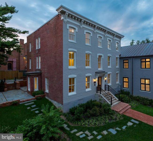 2715 N ST NW, Washington, DC 20007