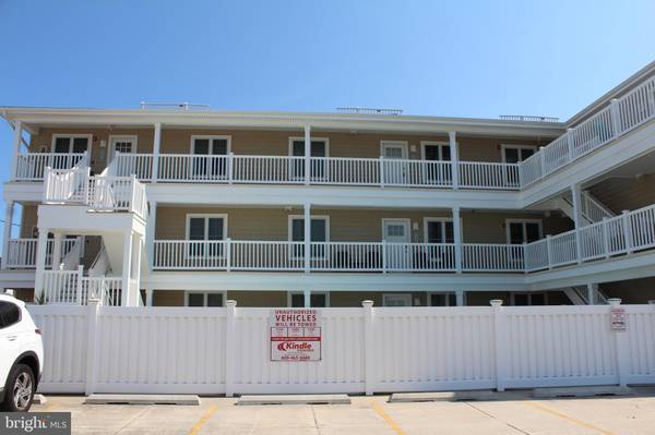 402 E 25TH AVE, Wildwood, NJ 08260