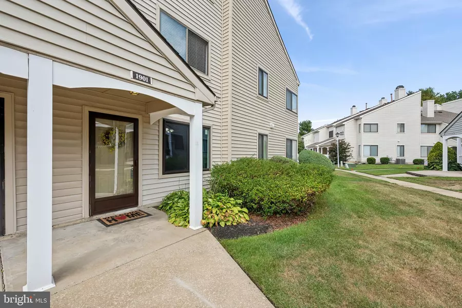 1901 ROBERTS WAY, Voorhees, NJ 08043