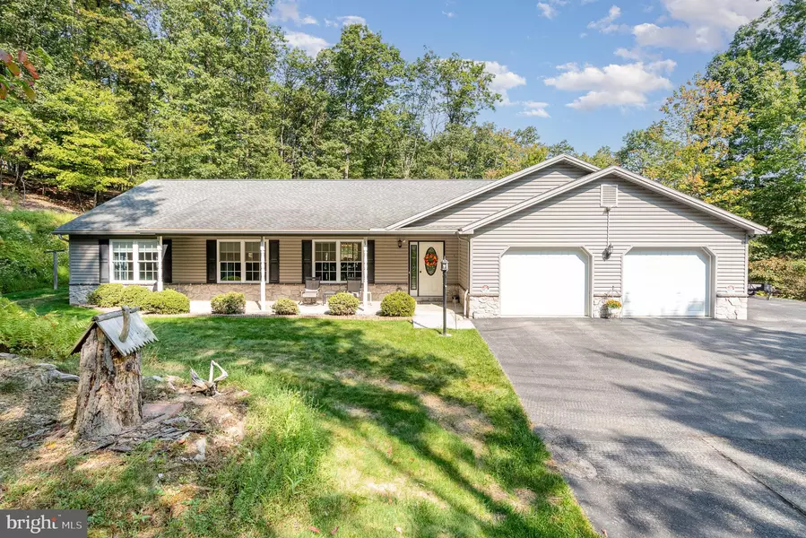 1127 KUHN RD, Boiling Springs, PA 17007