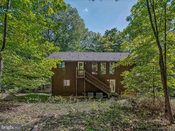 Berkeley Springs, WV 25411,181 BOBCAT DR