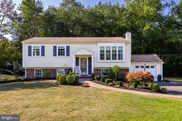 3 W RAYMOND DR,  Medford,  NJ 08055