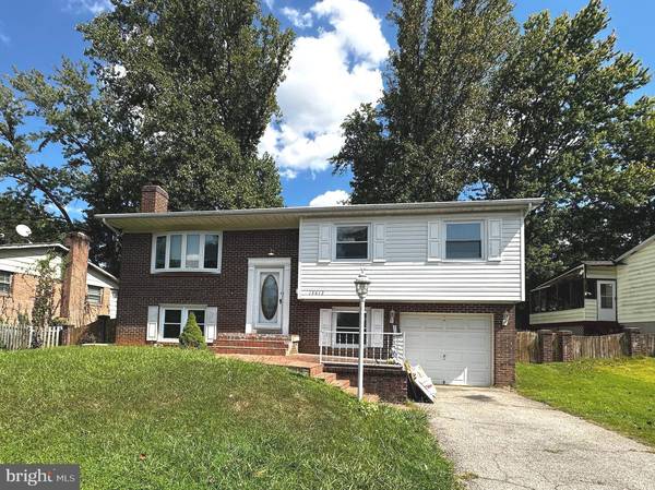 13612 GREENWOOD DR, Woodbridge, VA 22193