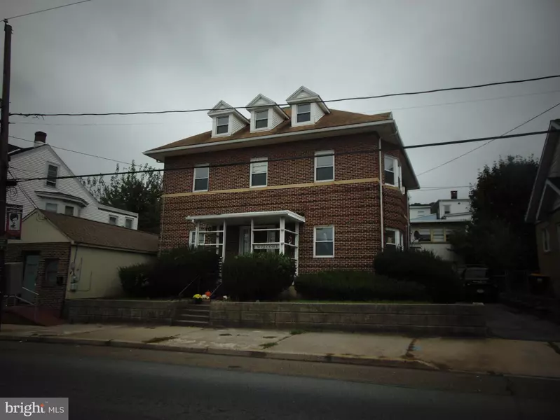 1811 W MARKET ST, Pottsville, PA 17901