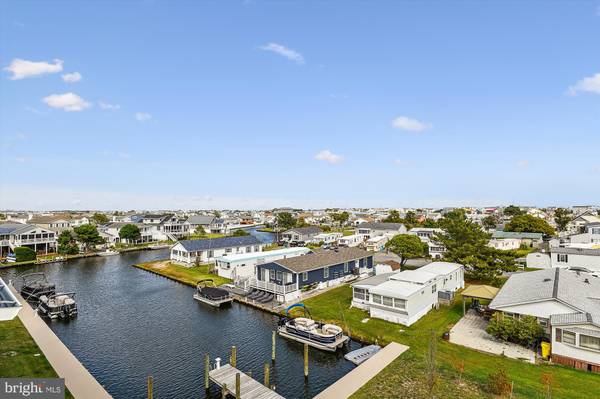 Fenwick Island, DE 19944,39100 NEW PROVIDENCE LN #18