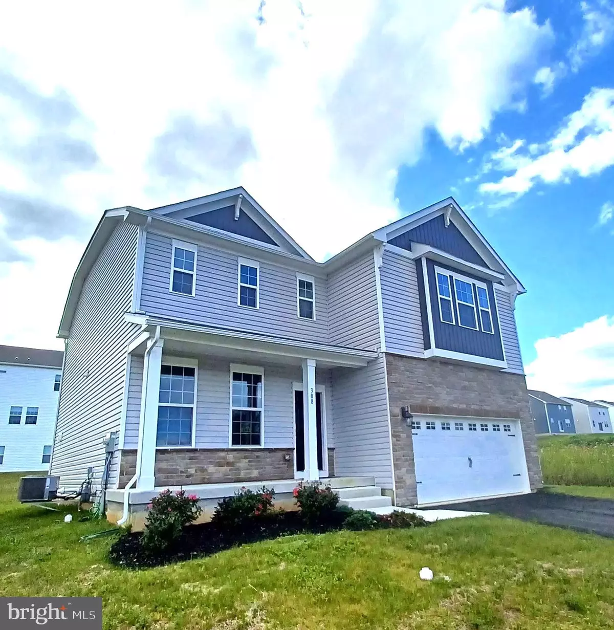 Forks Township, PA 18040,327 KNOLLWOOD DRIVE