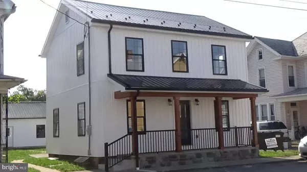 34 E MAIN ST, Blain, PA 17006