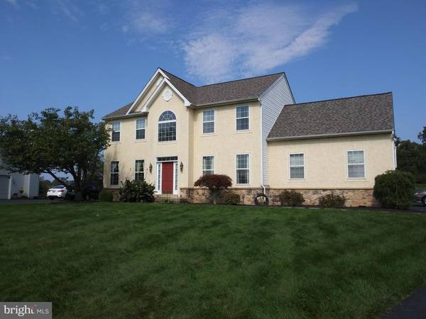 137 CONNOR DR, Royersford, PA 19468