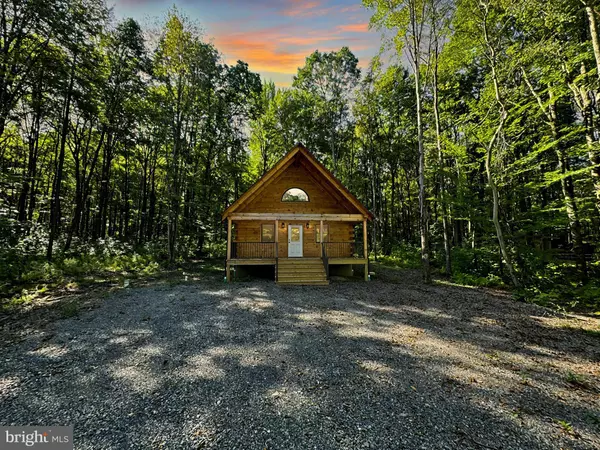 12 BUCK DR, Benezette, PA 15821