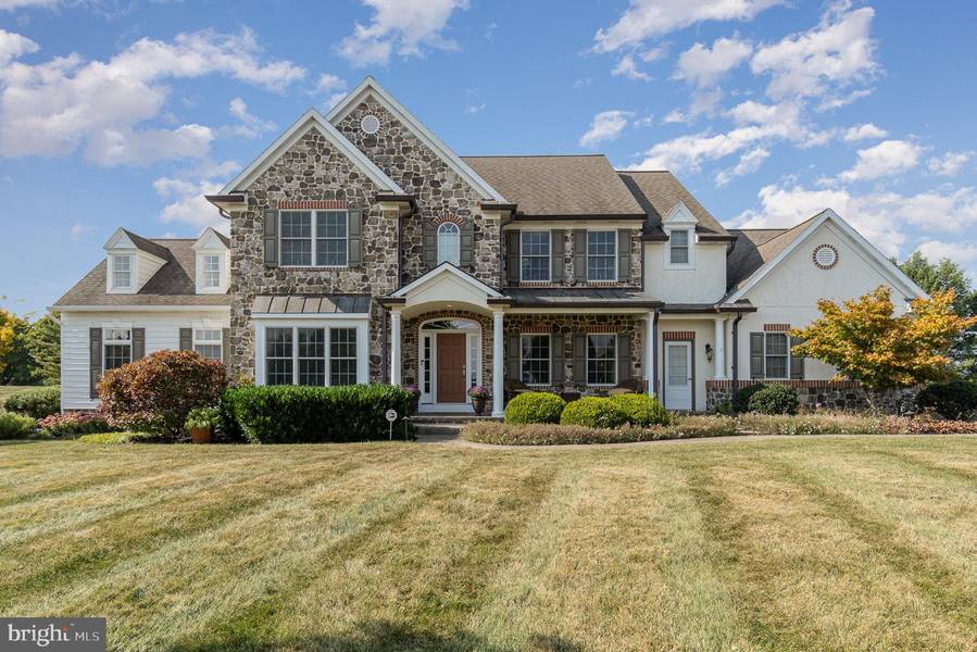 105 HUNT CT, Hummelstown, PA 17036