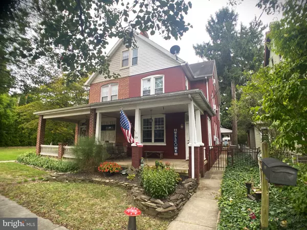 Columbia, PA 17512,1228 MANOR ST