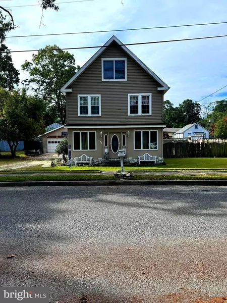 130 E 9TH AVE, Pine Hill, NJ 08021