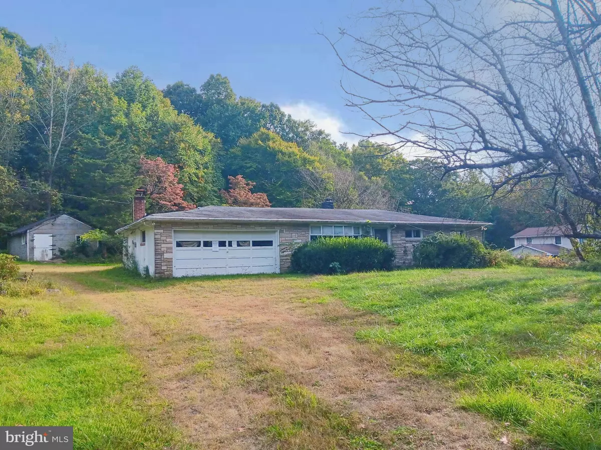 Quakertown, PA 18951,4363 AXE HANDLE RD