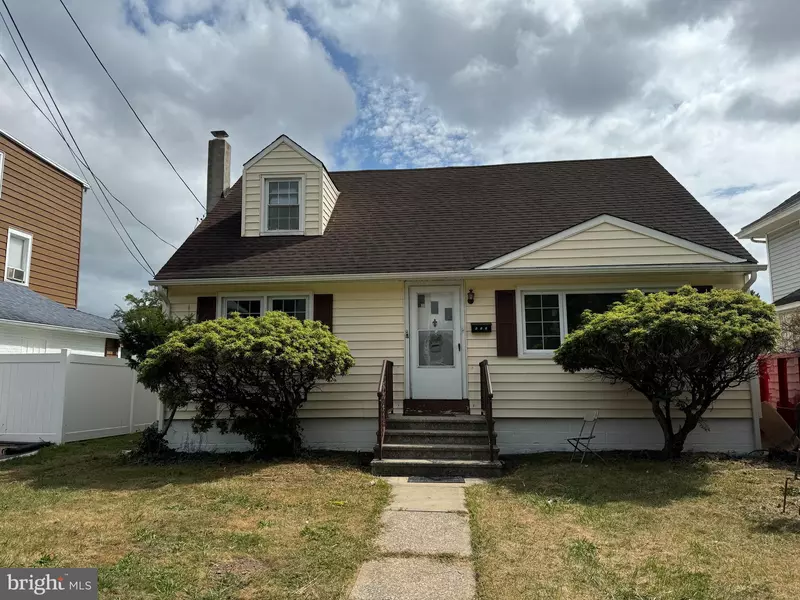 432 GREENWAY AVE, Ewing, NJ 08618