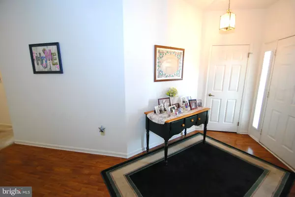 Columbus, NJ 08022,74 COTTAGE LN E