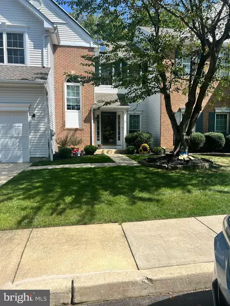 3 COVENTRY CT, Bordentown, NJ 08505