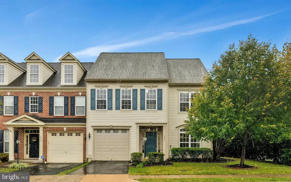 9311 WARREN FALLS LN, Bristow, VA 20136