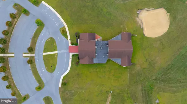 Lancaster, PA 17603,242 BENDER RD