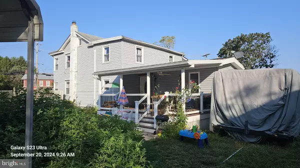 27 MAPLE ST, Gettysburg, PA 17325