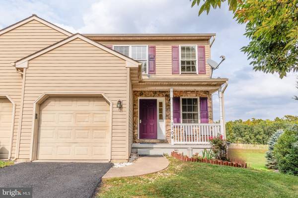 1104 STERLING, Lancaster, PA 17603