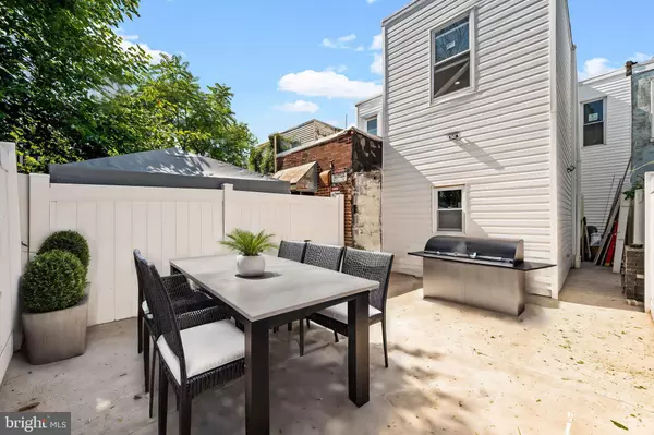 Philadelphia, PA 19134,1933 E SOMERSET ST