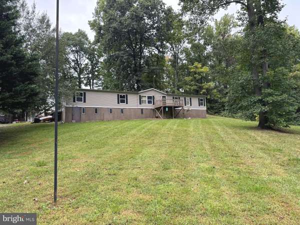 826 FRONTIER DR, Bunker Hill, WV 25413