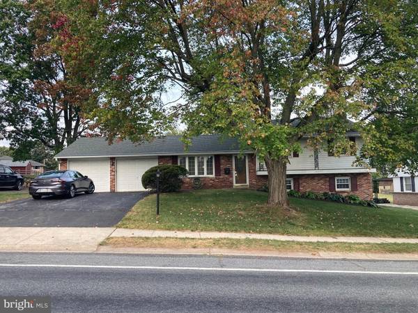 324 CHESTNUT ST, Birdsboro, PA 19508