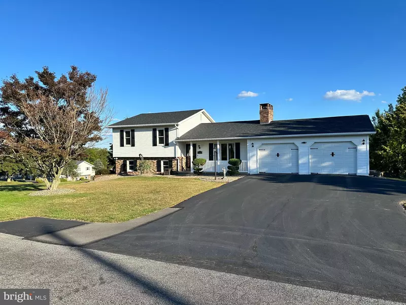 170 ESSEX LN, Northumberland, PA 17857