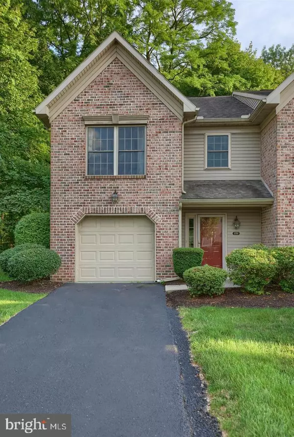 252 STONEHEDGE LN, Mechanicsburg, PA 17055