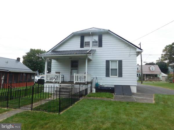 Yeagertown, PA 17099,215 CLOVER AVENUE