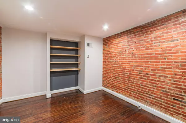 Philadelphia, PA 19147,623 S AMERICAN ST #UNIT REAR D