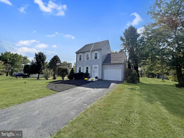 53 SADDLER DR,  Christiana,  PA 17509