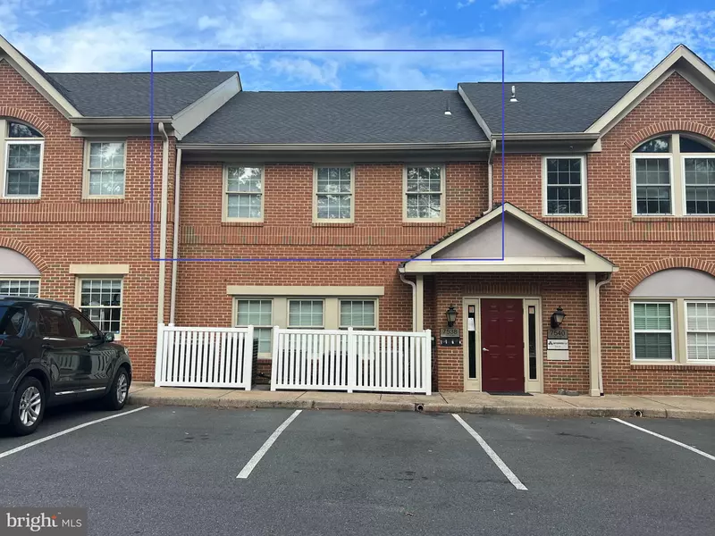 7538 DIPLOMAT DR #35-2, Manassas, VA 20109