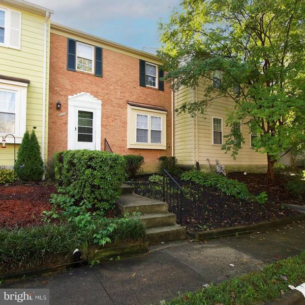 Lorton, VA 22079,8235 STATIONHOUSE CT