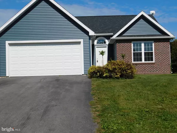 Mifflintown, PA 17059,54 FARMHOUSE CT