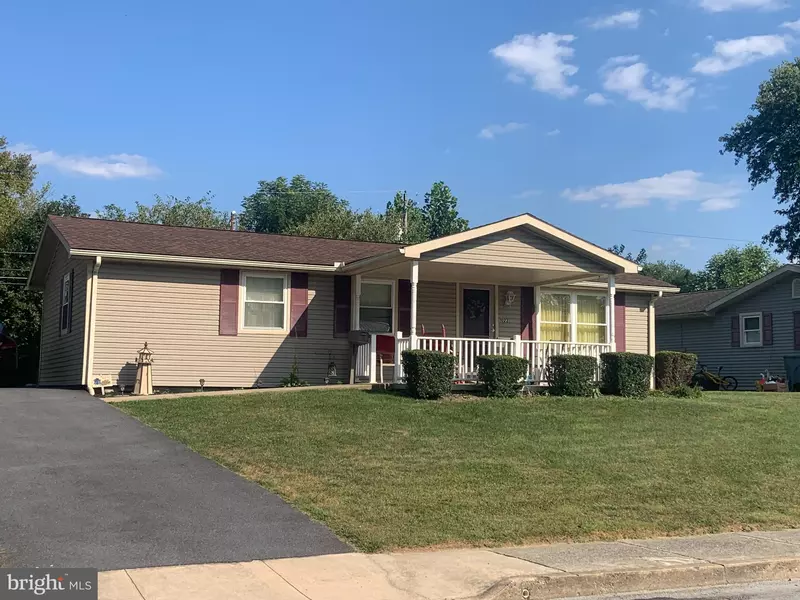 1022 JAMES AVE, Ephrata, PA 17522