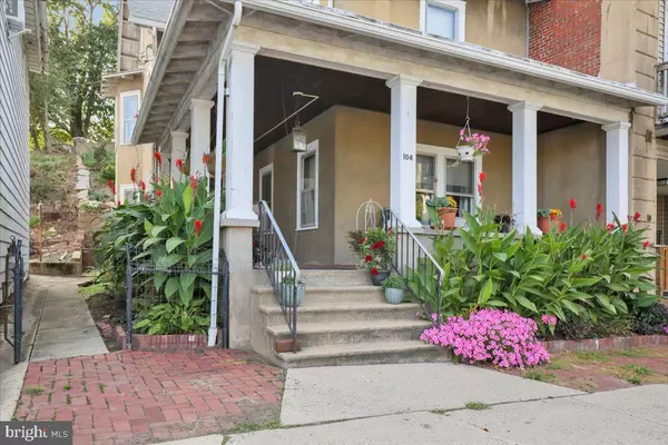 Pine Grove, PA 17963,104 S TULPEHOCKEN ST
