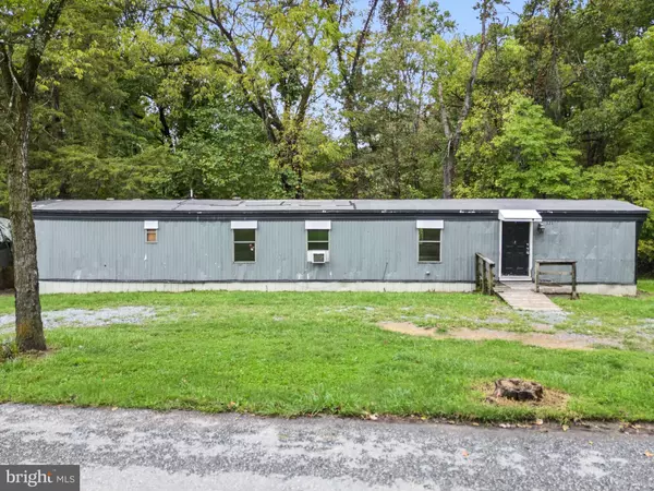 Harpers Ferry, WV 25425,321 CEDAR RUN LN