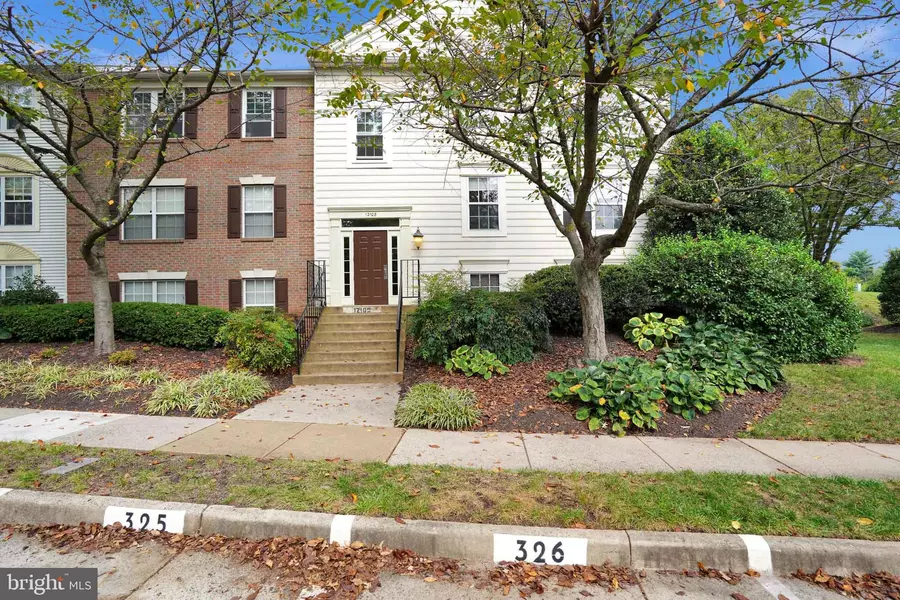 12108 GREEN LEAF CT #114, Fairfax, VA 22033