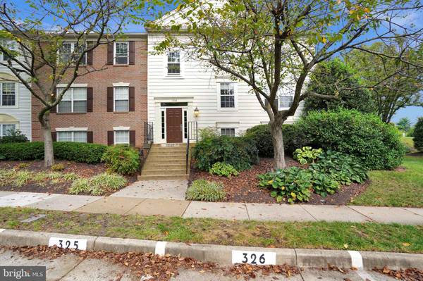 12108 GREEN LEAF CT #114,  Fairfax,  VA 22033