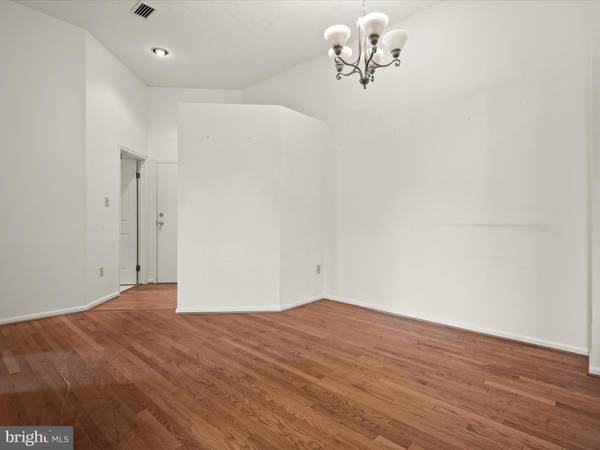 Germantown, MD 20874,18708 CALEDONIA CT #K