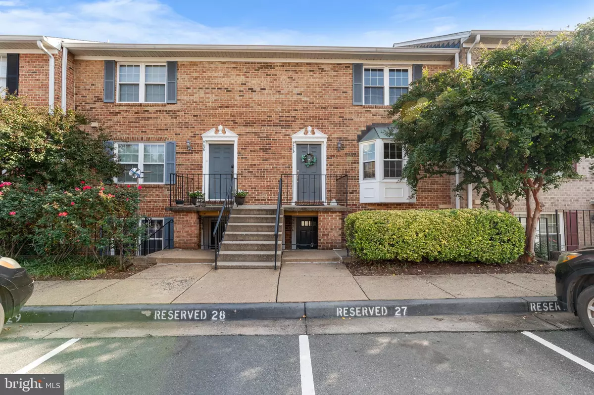 Arlington, VA 22204,947 S ROLFE ST #2