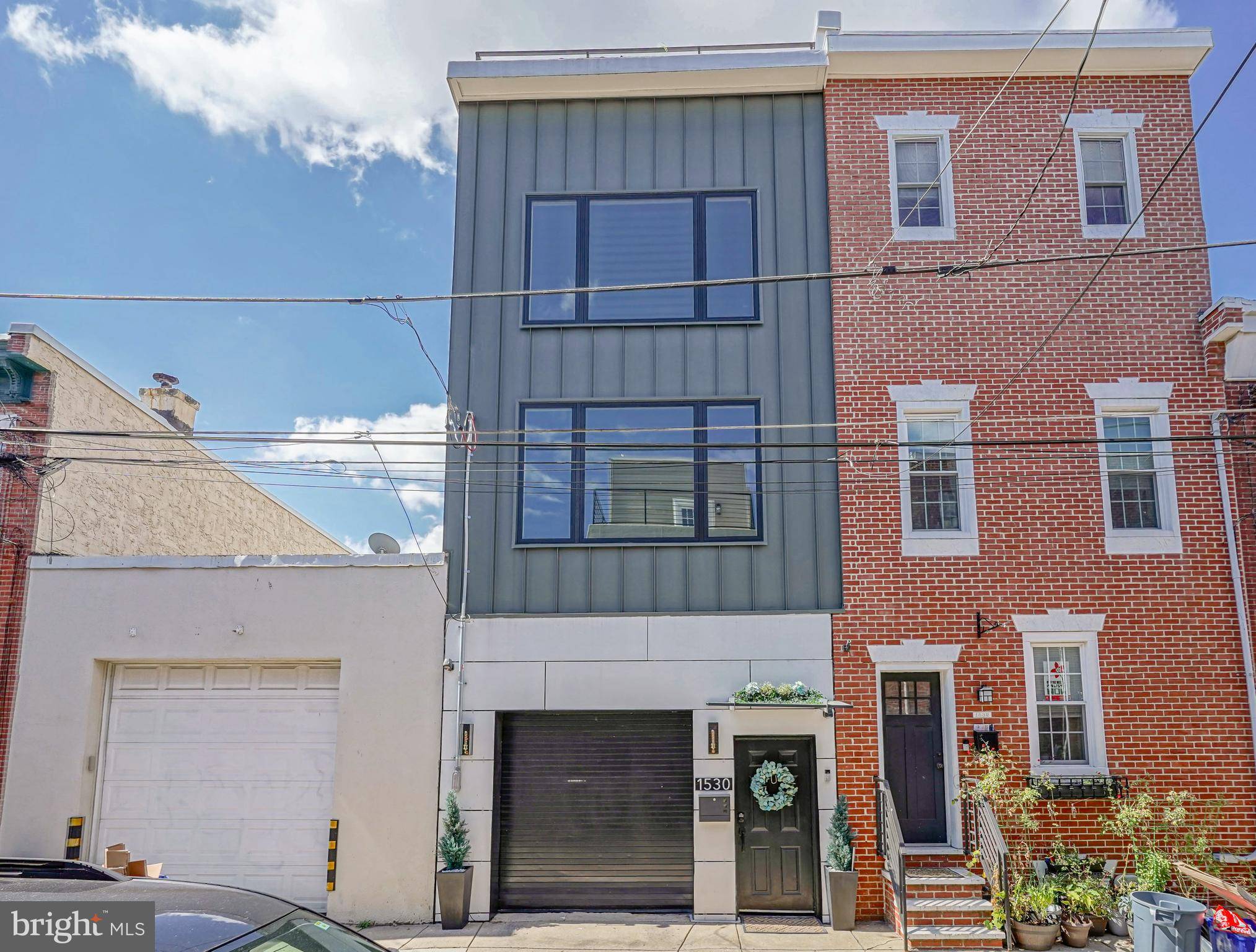 1530 E HEWSON, Philadelphia, PA 19125