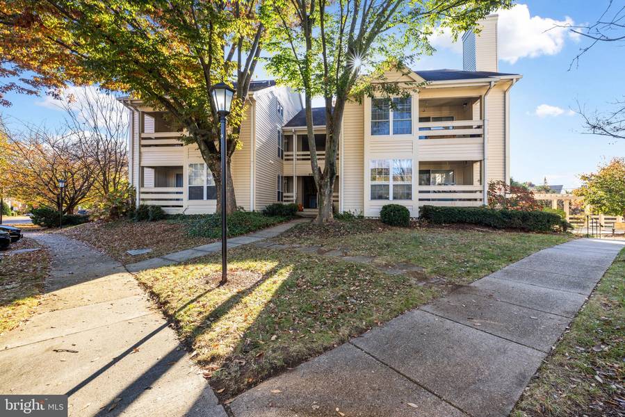 6601 JUPITER HILLS CIR #J, Alexandria, VA 22312