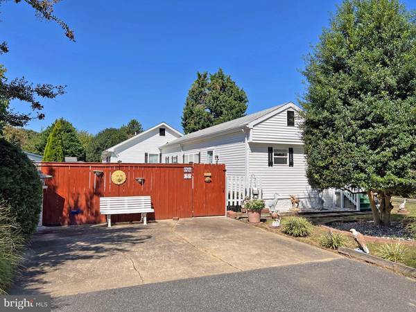 19606 QUEEN ST #31, Rehoboth Beach, DE 19971