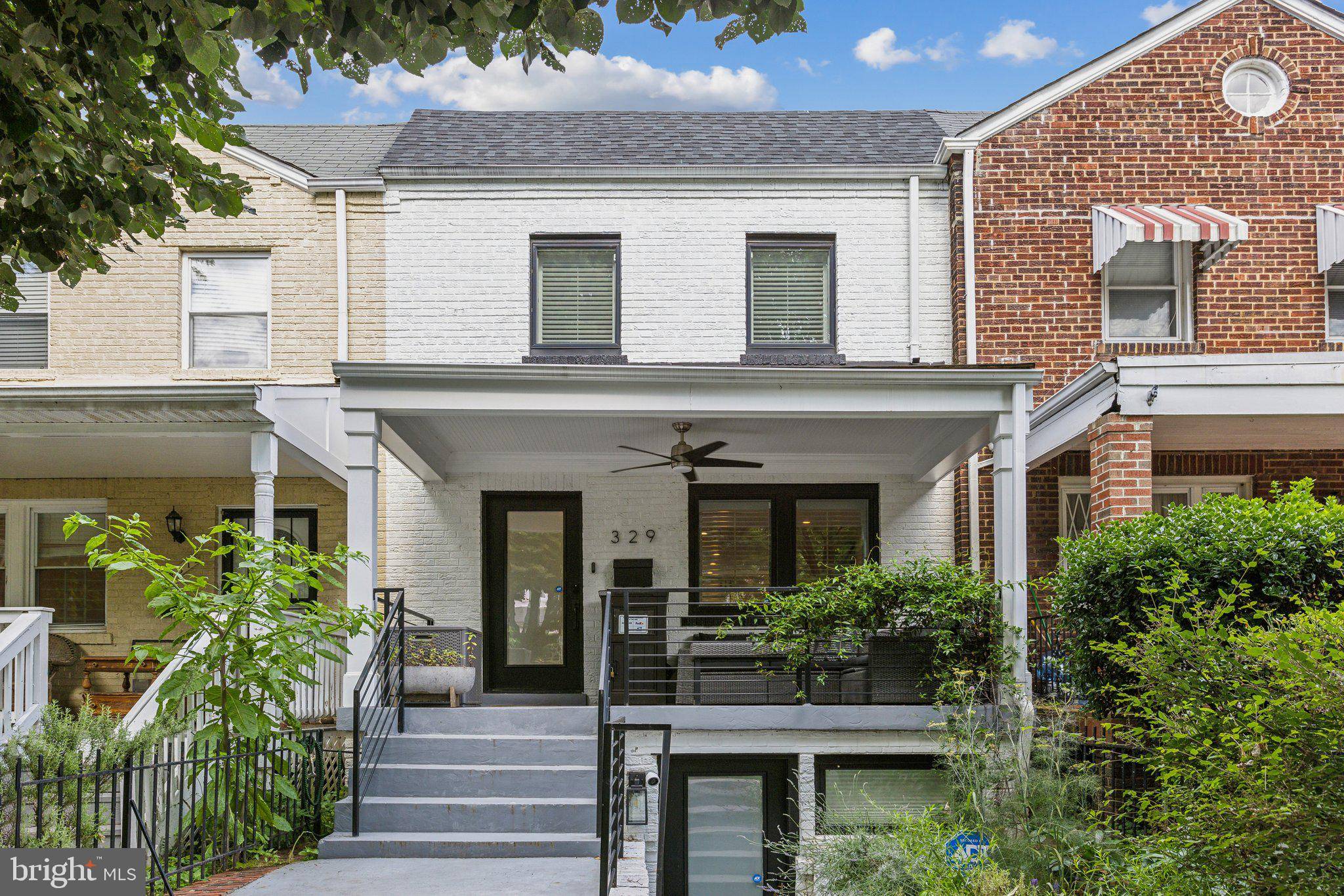 329 18TH ST NE, Washington, DC 20002